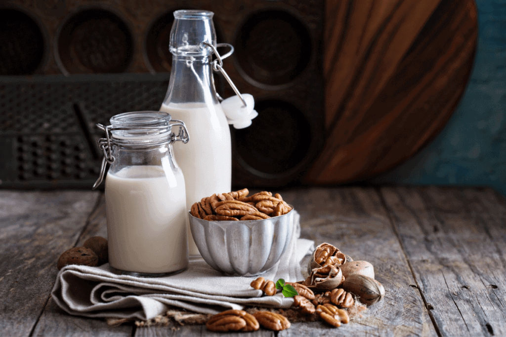 Pecan Milk and pecans