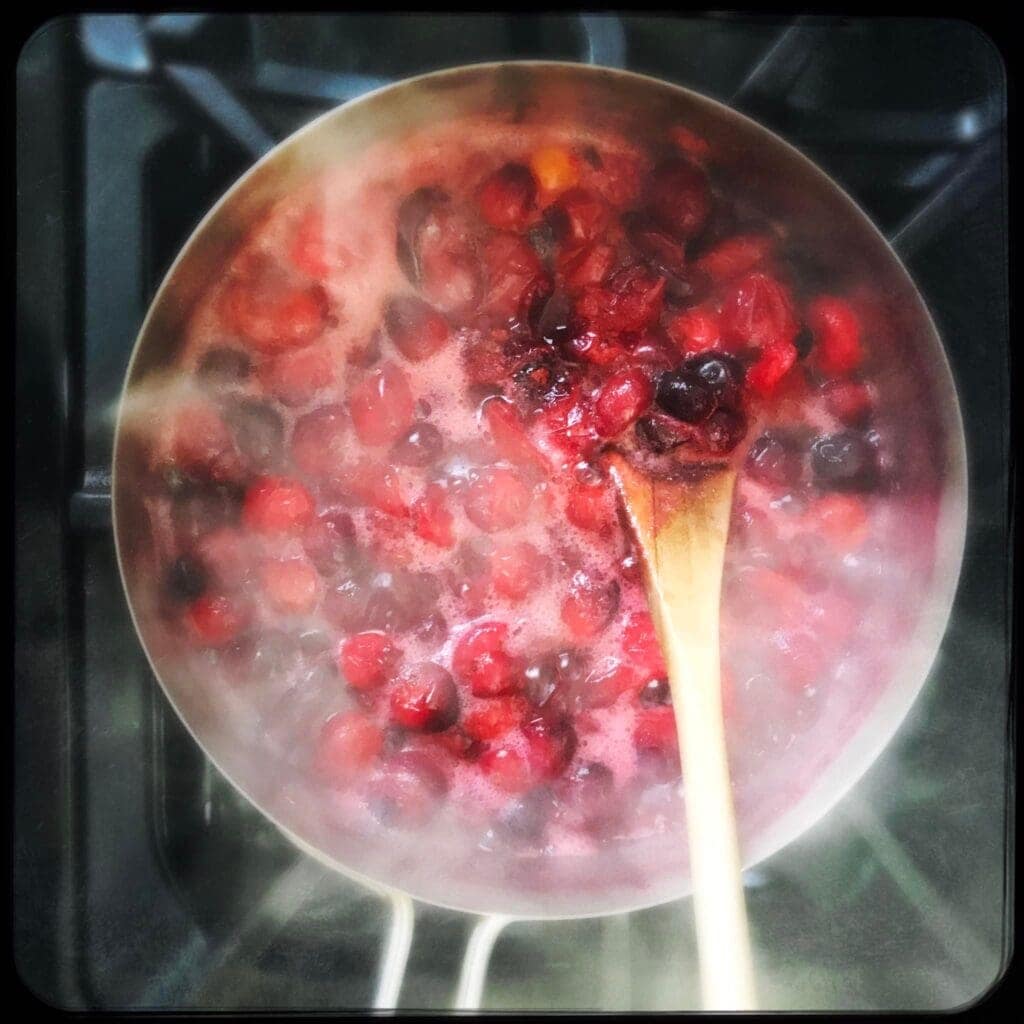 boiling cranberries