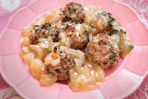 Chicken Meatballs & Gravy